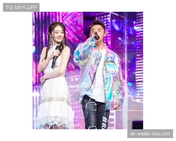 史梦瑶出门秒变行走奢侈品广告牌，普通人逛个街预算都得翻十倍